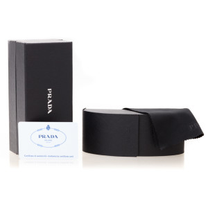 Модель Case Prada фото